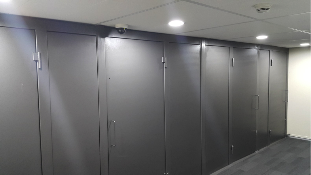Walk-in strongroom
